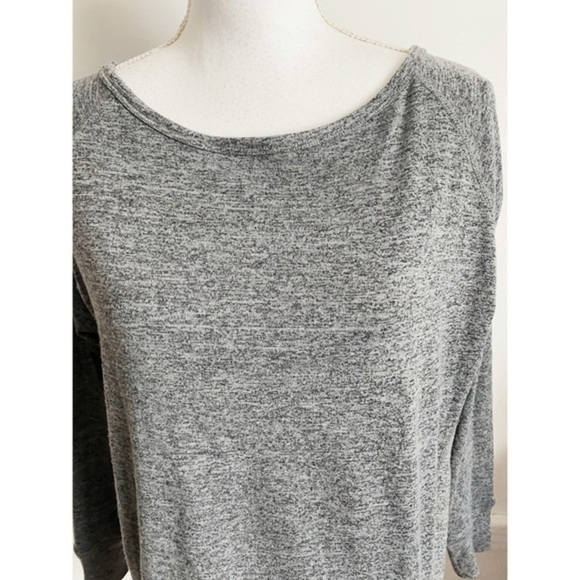 Club Monaco • Drapey Back Grey Blouse - Picture 2 of 4